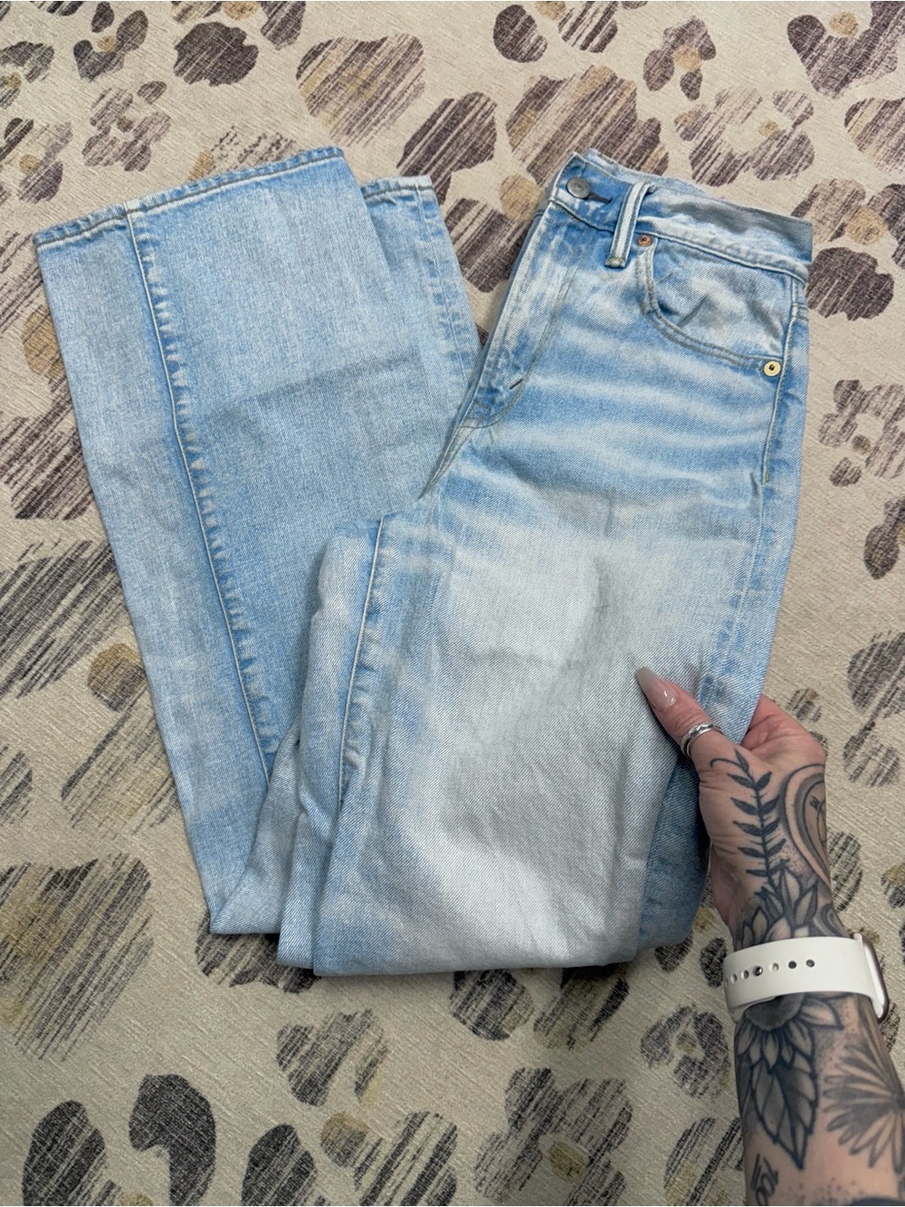 ❌SOLD❌AE77 stovepipe blue Jean size 0 regular